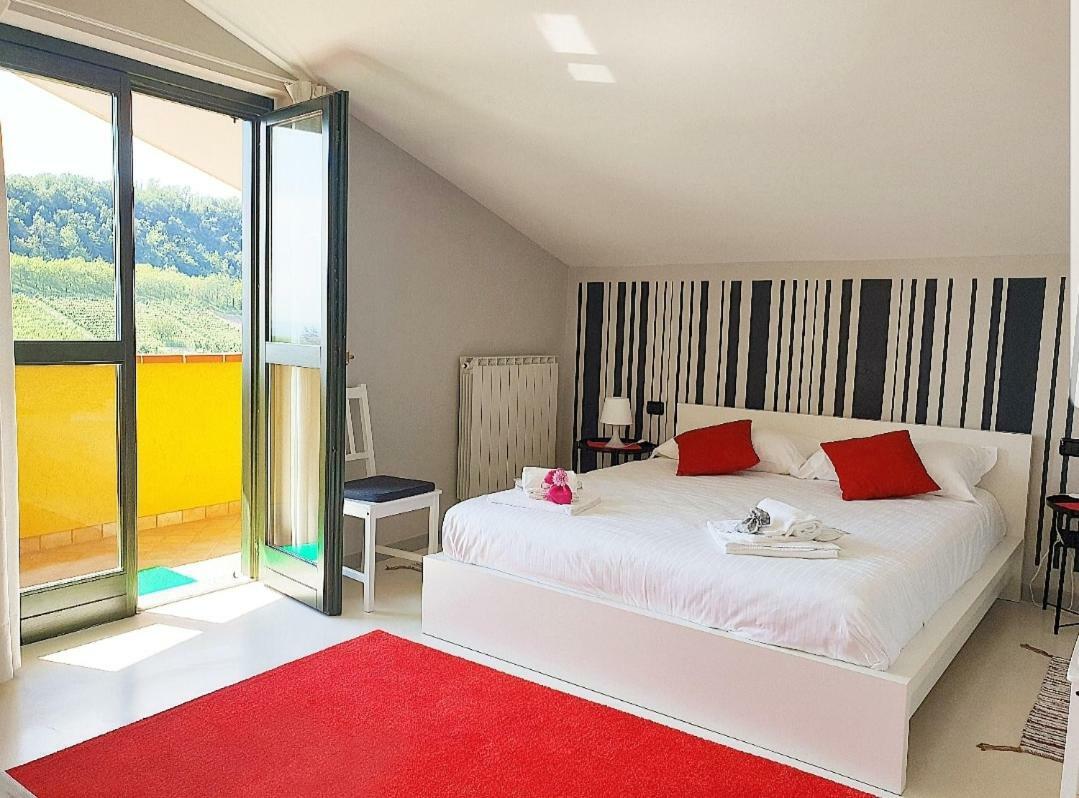 Langhe Belvedere Apartment Monforte dʼAlba Exteriér fotografie