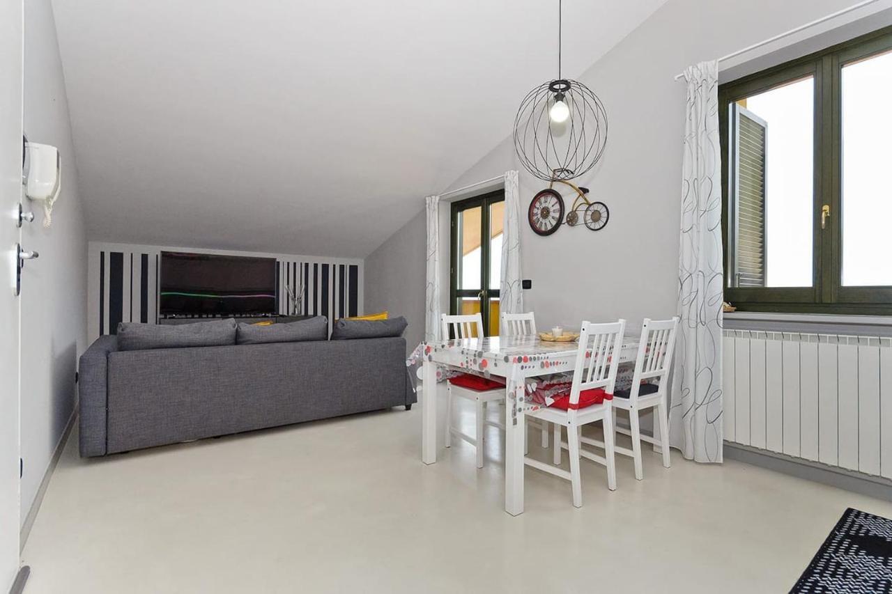 Langhe Belvedere Apartment Monforte dʼAlba Exteriér fotografie