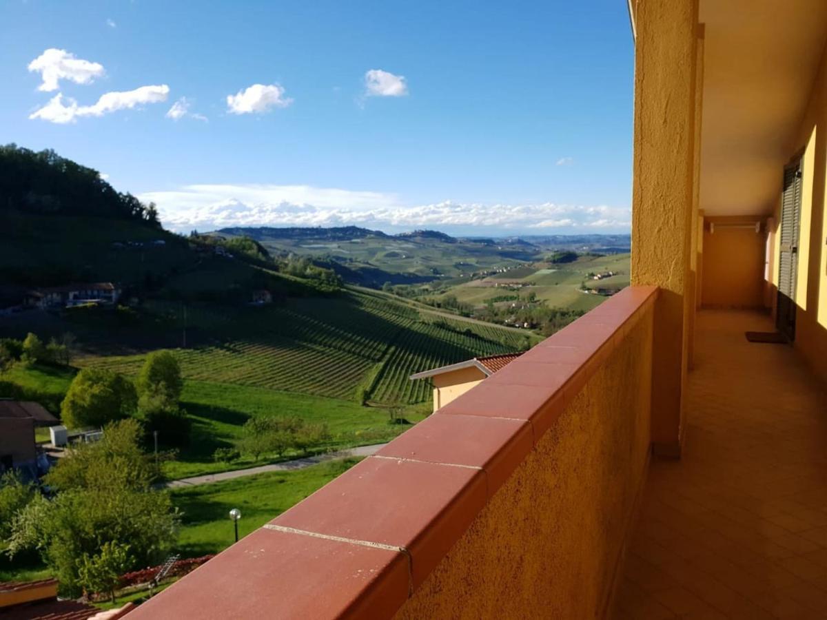 Langhe Belvedere Apartment Monforte dʼAlba Exteriér fotografie