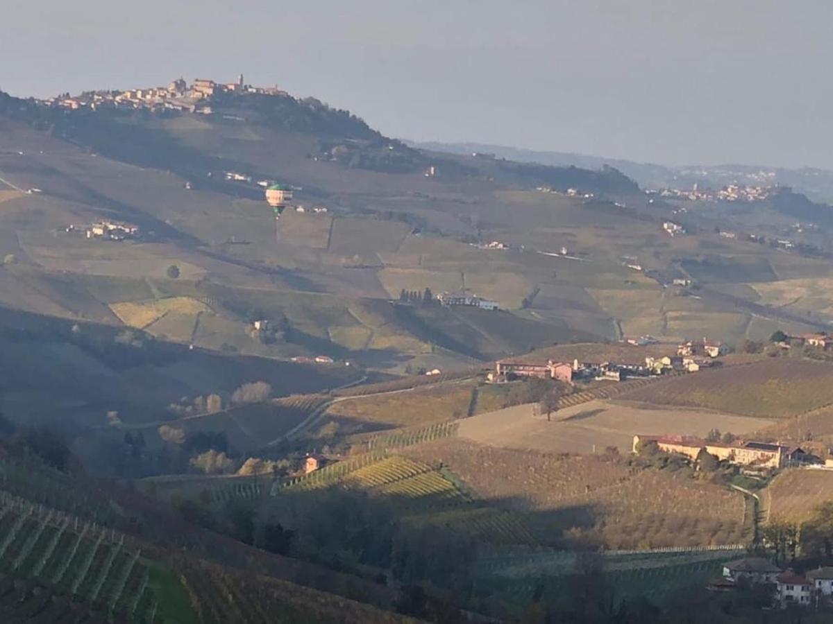 Langhe Belvedere Apartment Monforte dʼAlba Exteriér fotografie