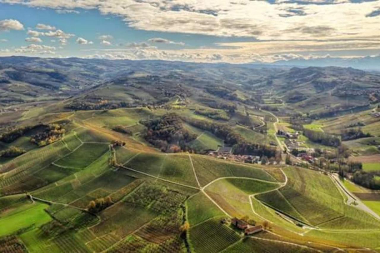 Langhe Belvedere Apartment Monforte dʼAlba Exteriér fotografie